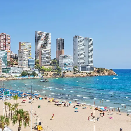 Levante Breeze